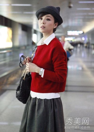 张静初是范冰冰的女演员,她教你冬天怎么穿