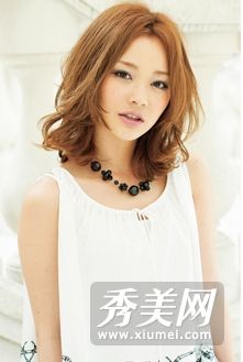 今年夏天，四种高含露水的发型很热。