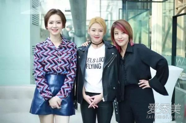 戚薇嫁给韩国后变得更加美丽