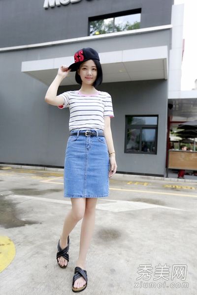 牛仔裙或牛仔短裤10种搭配是最时尚的