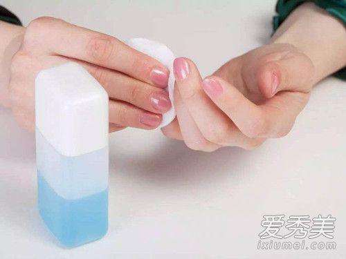 我能用指甲油去除剂代替什么？如何制作自己的指甲油去除剂？
