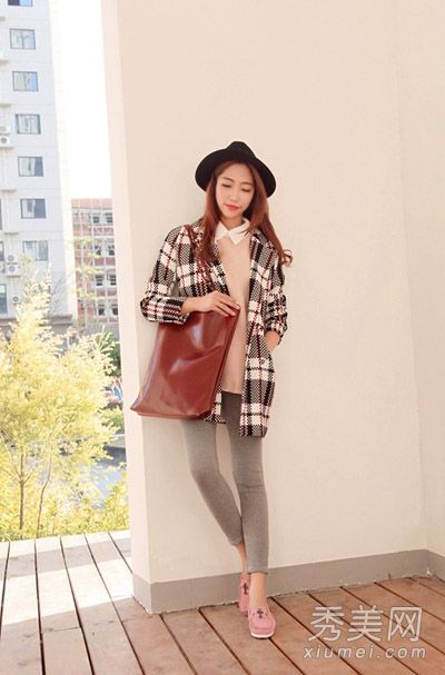 格子外套乱街个性搭配更时尚