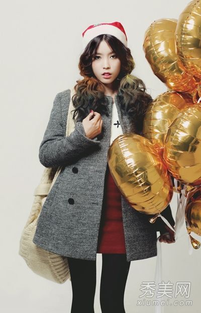 厚外套和短裙在冬天最有效，也最苗条。