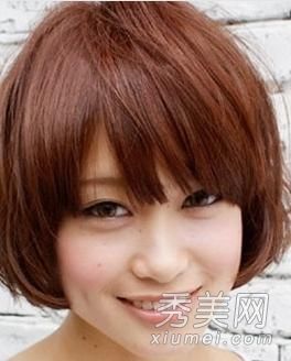 嘟嘟脸的MM一定要露出薄薄的夏季发型