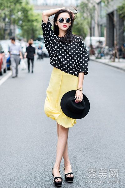 雪纺衬衫与欧美风格完美搭配