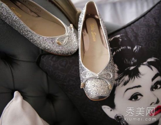 平底鞋弹簧鞋最实用百搭