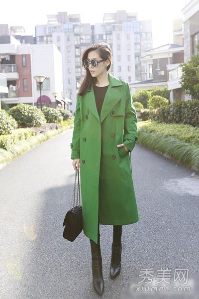 成熟女性春季必备风衣8种搭配穿出式女模特