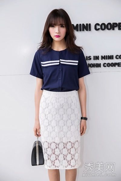 t恤腰围要比穿下半身长