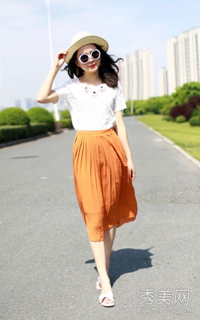 有外套的半身连衣裙藏着最瘦的肉