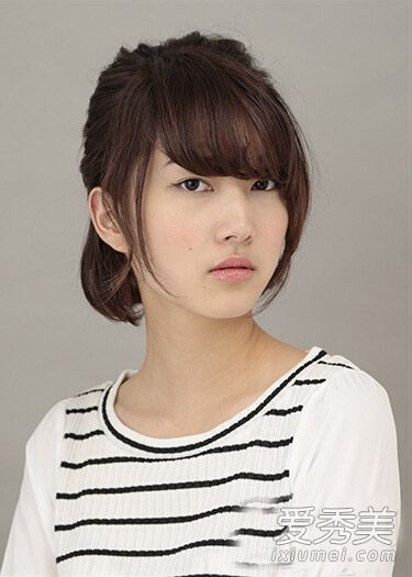 两个公主图萨方法甜蜜的年龄降低成为纯学生党