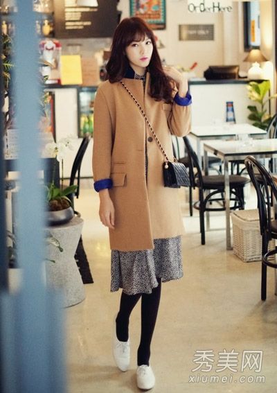 韩版羊毛衫的时尚搭配散发出极致的女人味