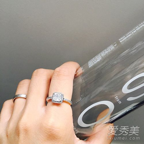 潘多拉的戒指有多大?