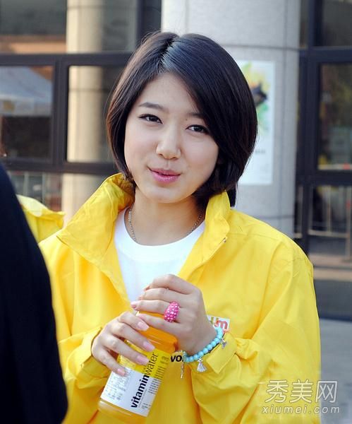 继承人朴信惠为他的首次亮相10周年纪念盘点发型的变化