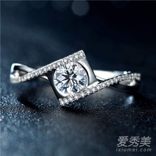 天使之吻钻戒多少钱？