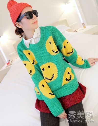 如何搭配基础毛衣和裙子是超级可爱的