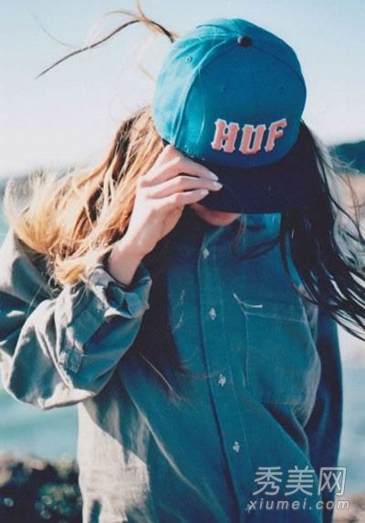 新样式的棒球帽应该更有特色。
