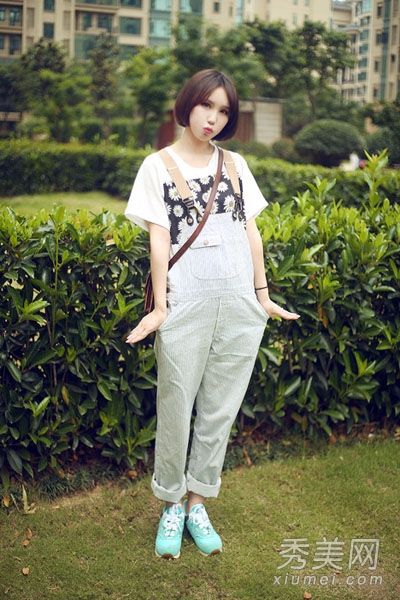 我将穿工作服来降低我的年龄，并回忆起6月1日之后的童年。