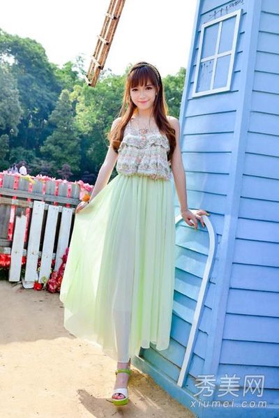 雪纺衬衫和雪纺裙子穿女神气质