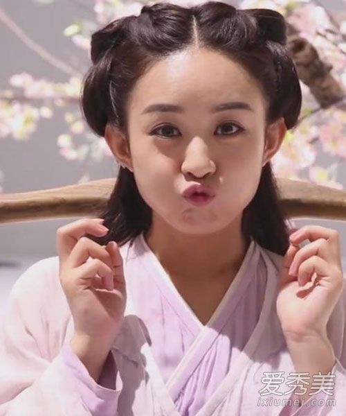 圆脸是不可逆的路径吗？赵李颖蒋欣教你这样的发型要好看。