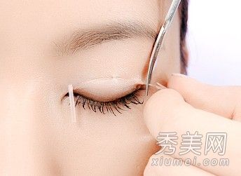 三分钟将单眼皮变成迷人的双眼皮