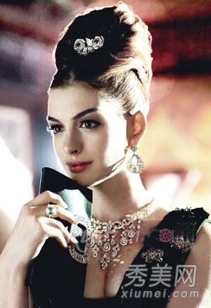 它不仅快速漂亮,而且还是一个秘密的化妆配方。