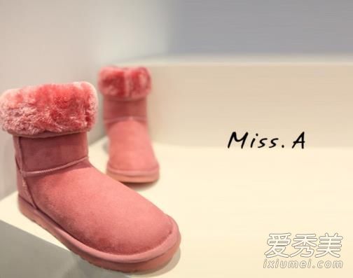 你如何清洁雪地靴?你如何清洁雪地靴里的毛皮