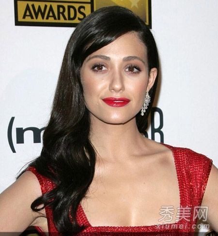 年度大会倒计时:迷人的明星和完美的侧发