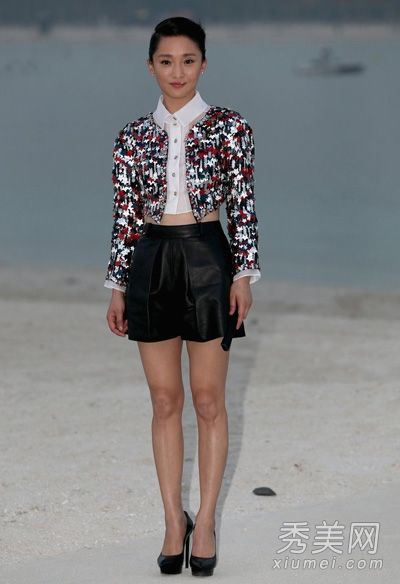 跟随周迅学习着装和短裤