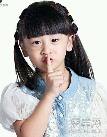 辛迪成为新读者女孩的辫子可爱又可爱