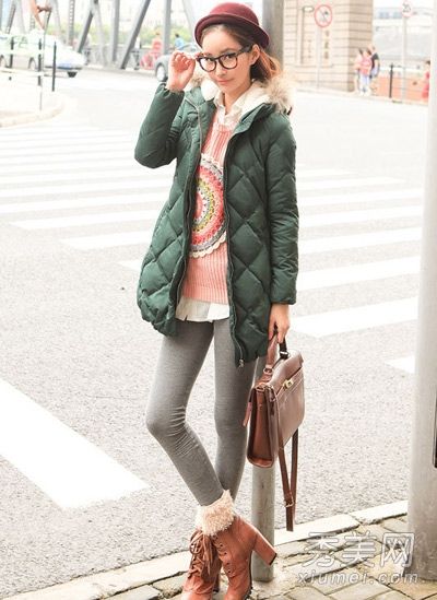 矮个子女孩在冬天看起来怎么样？8种服装时尚而高贵