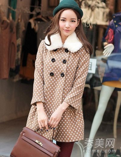 呢绒衣服潮采取多种策略来进行瘦身搭配是很棒的