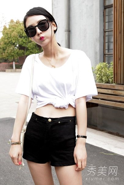 高腰短裤短袖圆领汗衫小MM秀高法宝