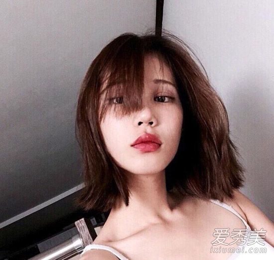 时尚是好的!十种流行短发看起来比任何长发都漂亮