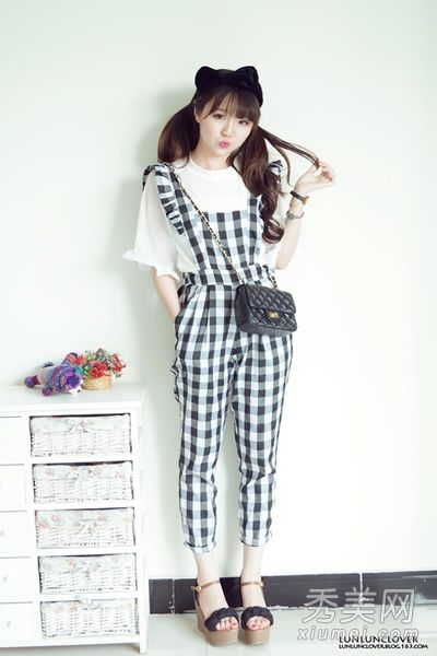 如何搭配九分钟裤和高跟鞋来拥有长腿