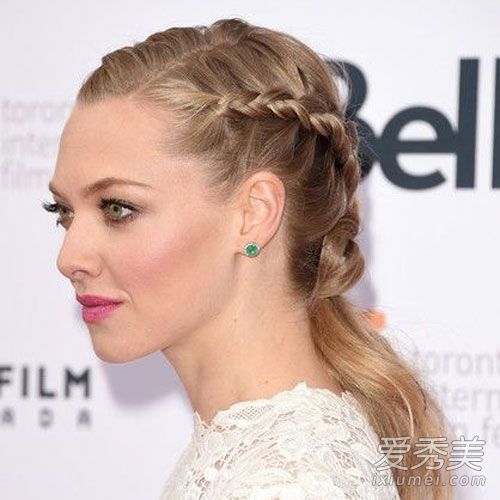 在仲夏做一名头发编辑!15种新发型不再害怕碰到发型。