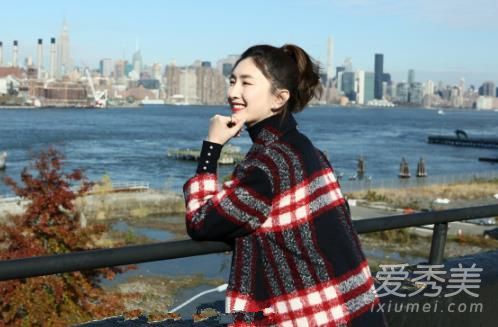 我在哪里可以从江淑英那里买到同一件外套？