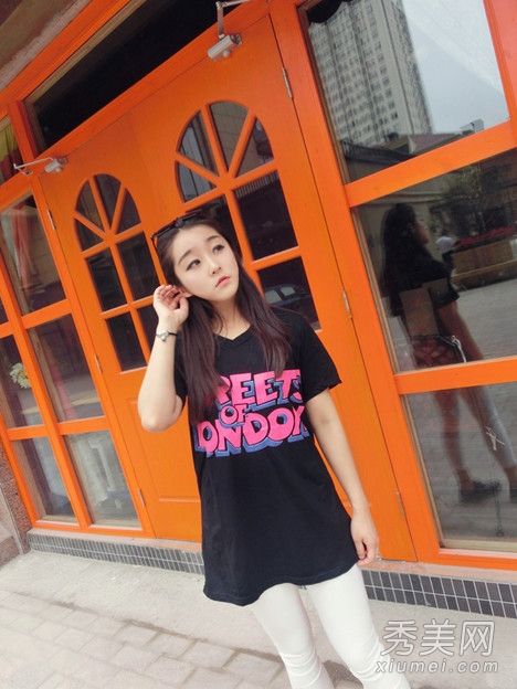 夏季百搭t恤配裤子简单利落