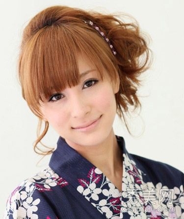 长发梨花头如何绑配菜发春最招桃花