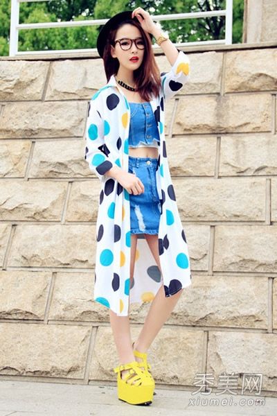 夏季流行的商品推荐防晒衬衫要漂亮。