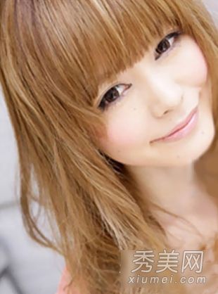 千变万化的瘦脸、刘海和精致的小脸蛋都依赖于此。