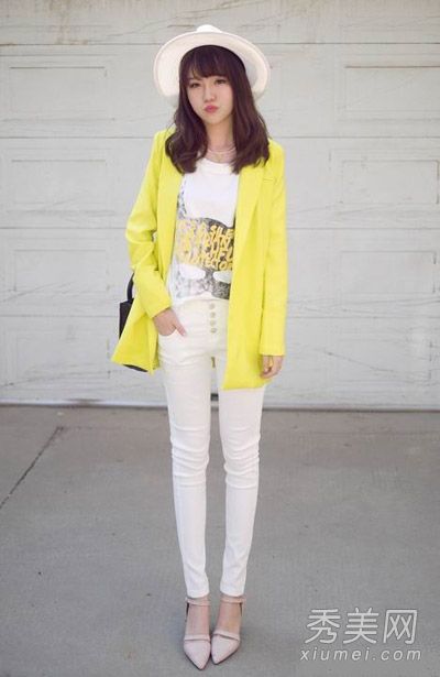 糖果色的薄的小套装在早晨和晚上对于大的温差是必要的。