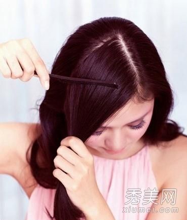 超甜美发型DIY 6步打造女士发型