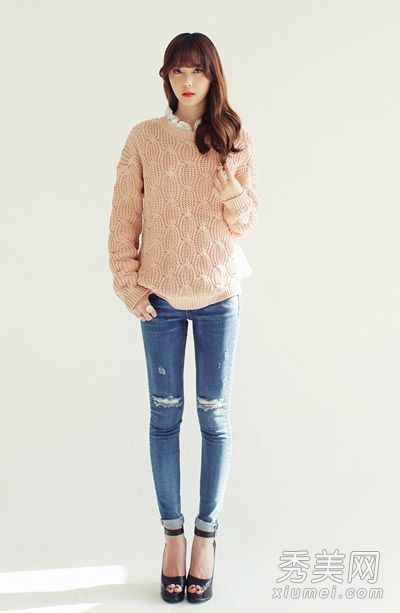 毛衣针织推荐的新春装是必不可少的。