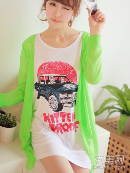 夏天穿糖果色服装,好好打扮