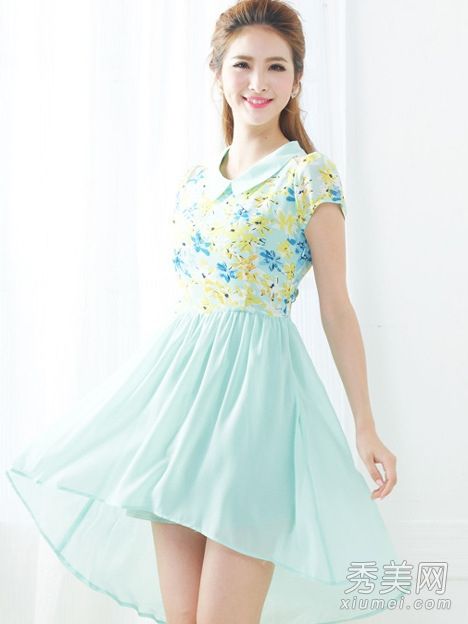 雪纺不足以让碎花雪纺裙子更具风情。