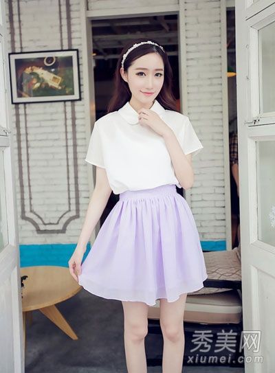 白衬衫与知识分子的文学风格相匹配