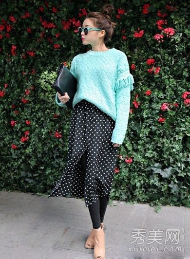 如果你的上身很胖，如何穿着宽松的毛衣、裙子和裤子就可以了