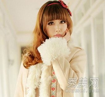 6刘海卷发风格甜美气质温暖人心