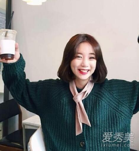 短发女孩不要纠结!11种风格的短发让你的面值翻倍。