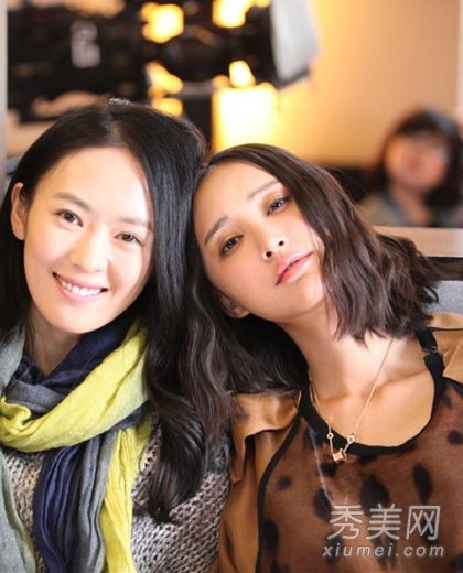 新女友时代见证了张欣怡引领发型秀。